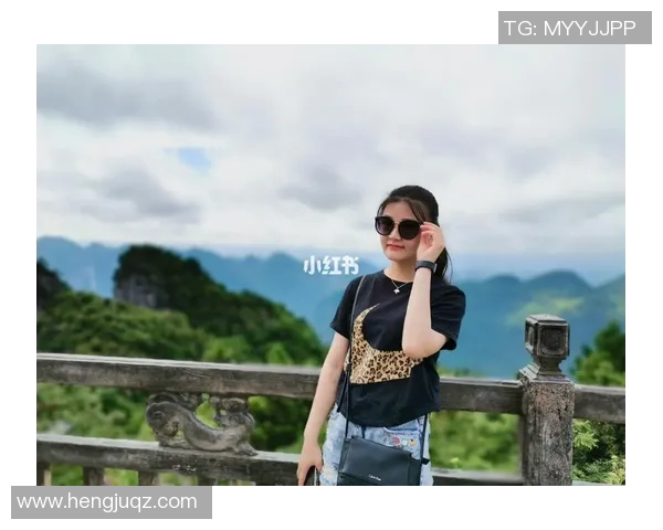 老baby来咯!杰伦-格林的40岁女友开通小红书我爱中国🇨🇳 老baby来咯!杰伦-格林的40岁女友开通小红书我爱中国🇨🇳